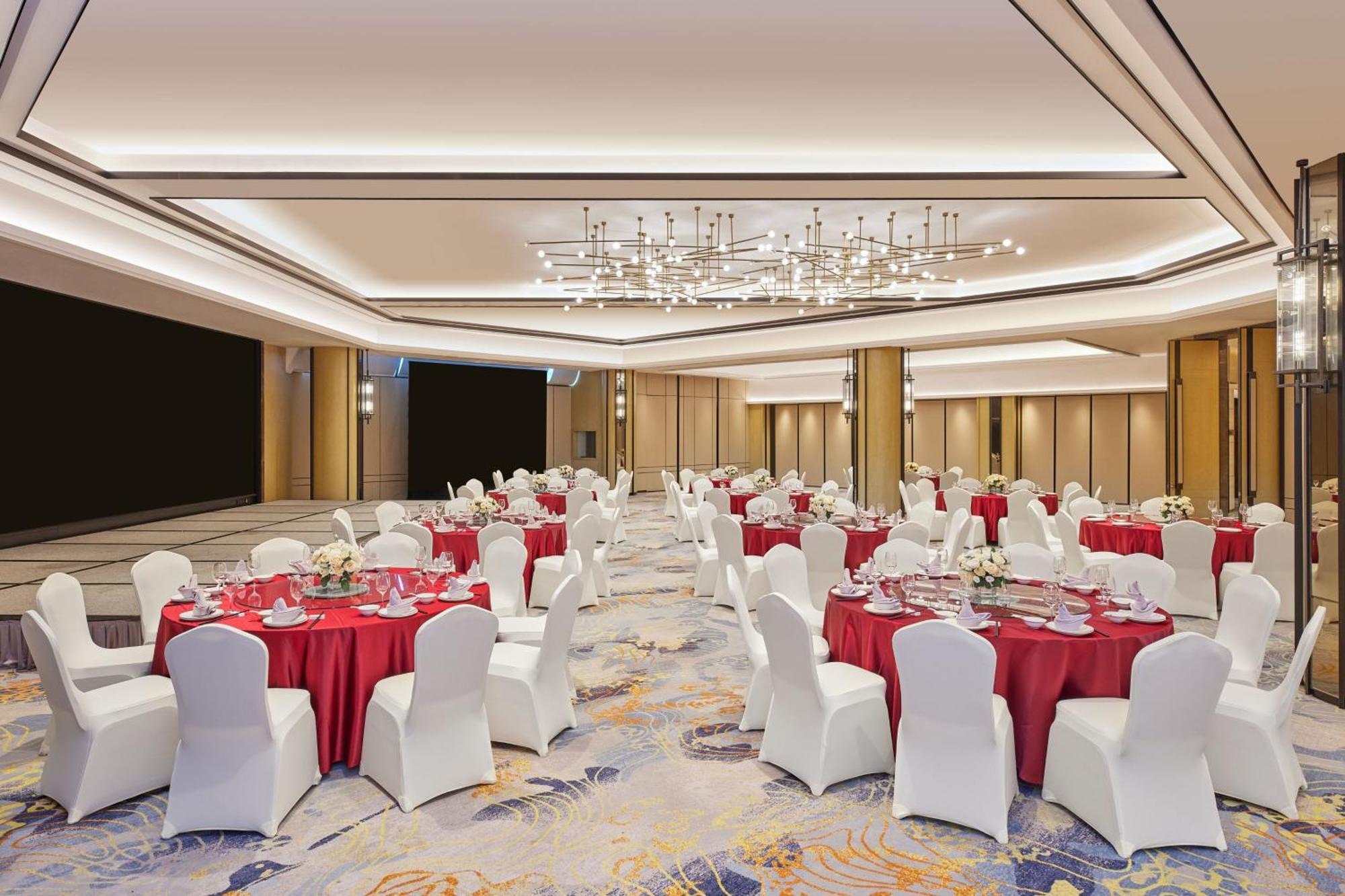 Courtyard By Marriott Yangzhou Hotel Exterior photo