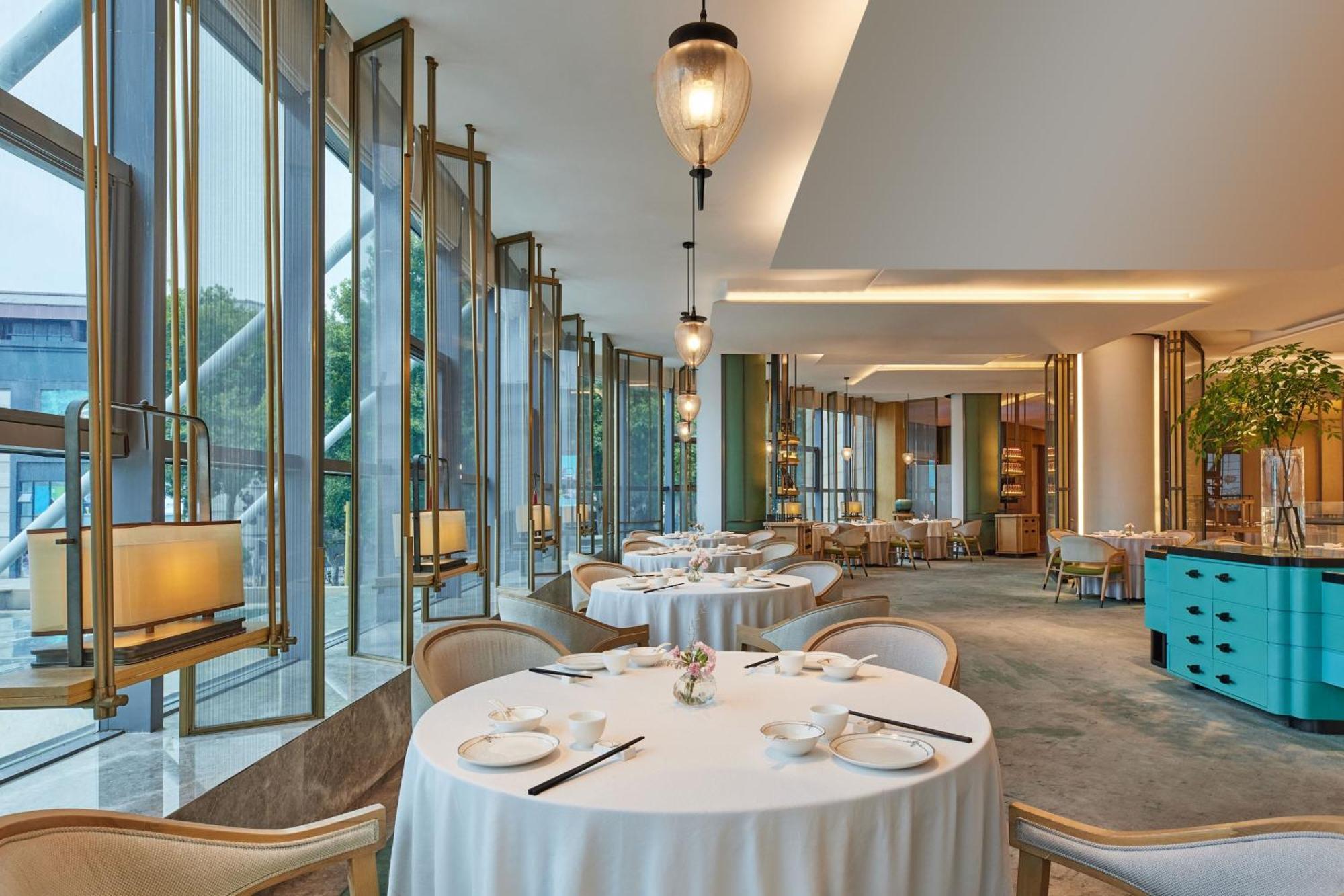 Courtyard By Marriott Yangzhou Hotel Exterior photo
