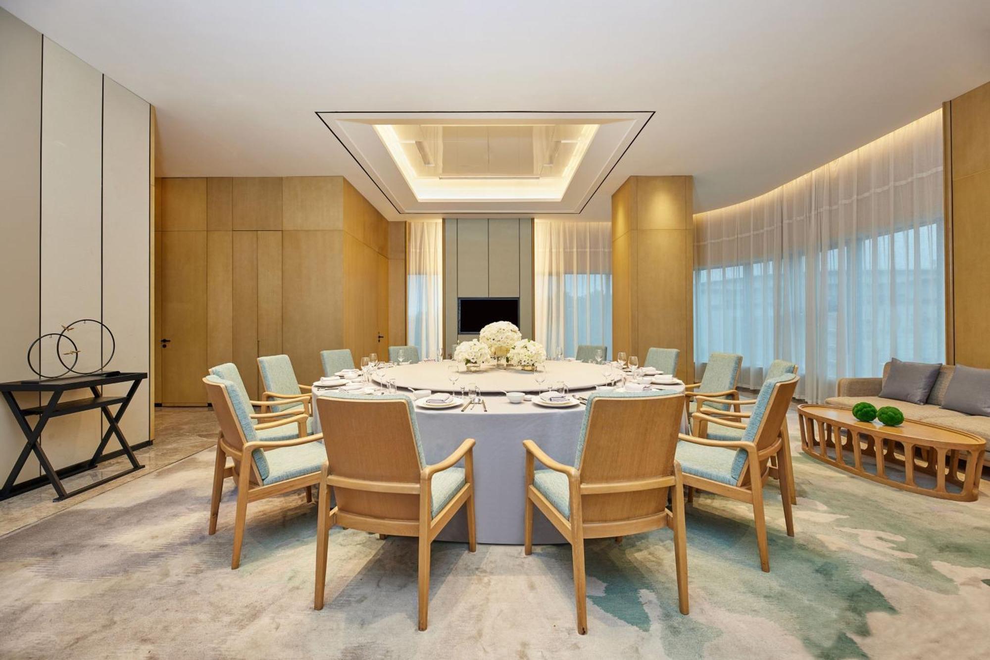 Courtyard By Marriott Yangzhou Hotel Exterior photo